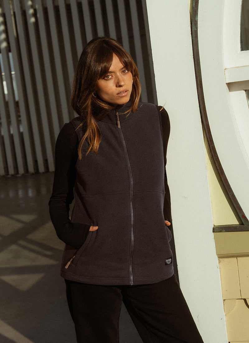 Sugarloaf Vest - Washed Black