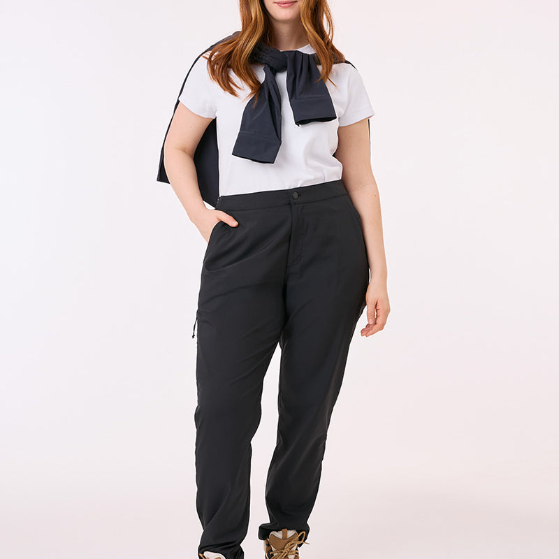 TerraPantsBlack_bc5098e4-de68-4685-a60e-239f1b4270ce.jpg