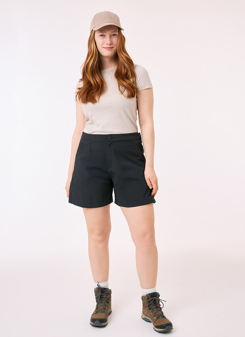 TerraWomensShortsBlack_7c81dd44-8739-430f-98a0-ce1a290d810e.jpg